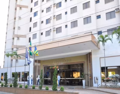 Apartamento no Boulevard Suite Hotel com Piscinas Termais