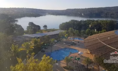 Náutico Praia Clube: a praia de água doce do Lago Corumbá