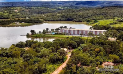 Lago Corumbá: passeios de lancha, prainhas e pôr do sol em Caldas Novas